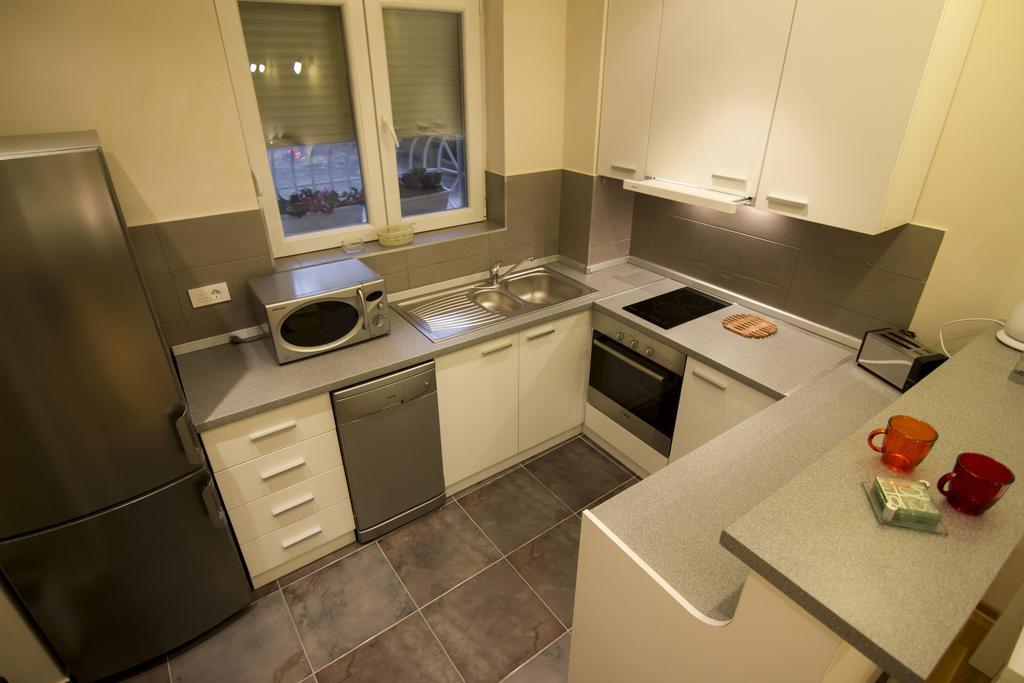 Apartment Forest Belgrado Quarto foto